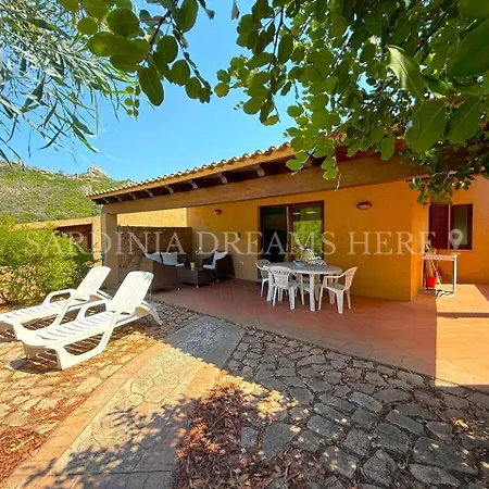 Flavia With Pool And Private Parking Costa Paradiso
